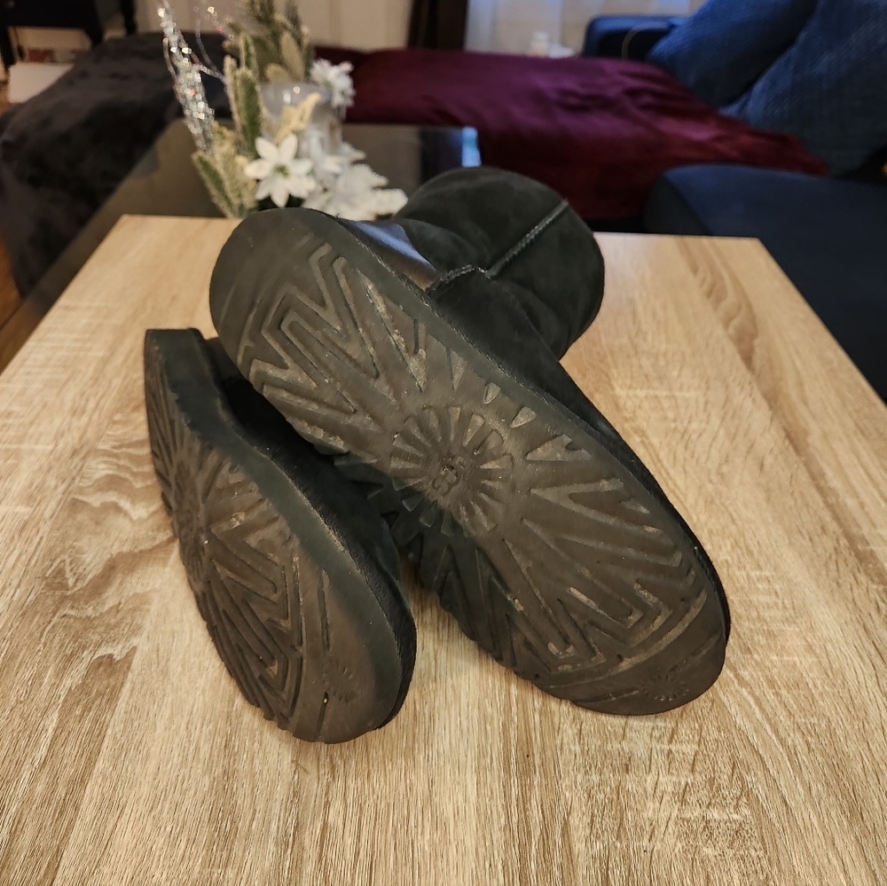 UGG Black Suede and Leather Boots - Picture 5 of 6
